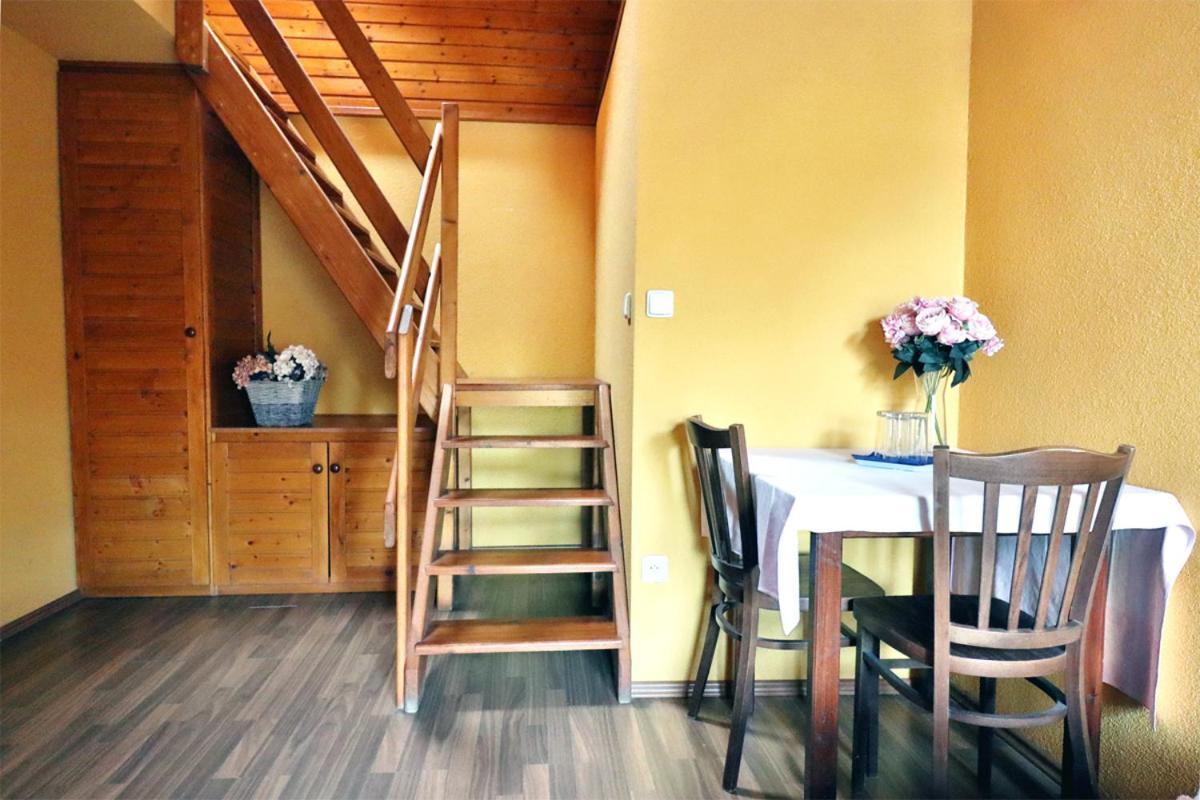 Bezměrovský dvůr Kroměříž Exterior foto