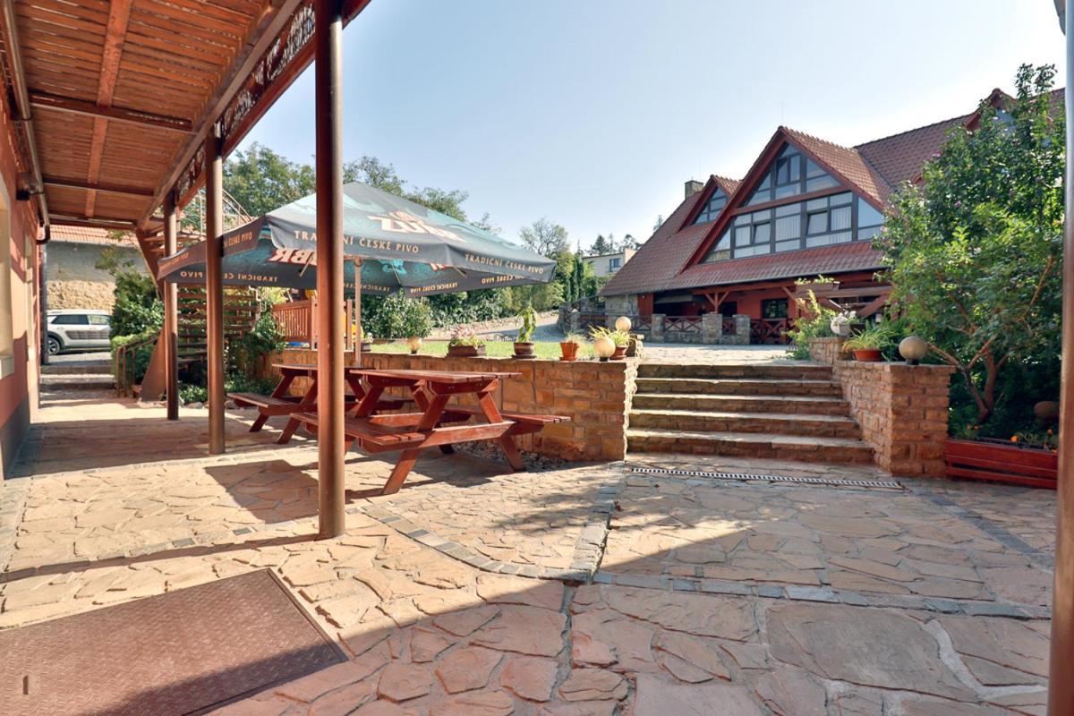 Bezměrovský dvůr Kroměříž Exterior foto